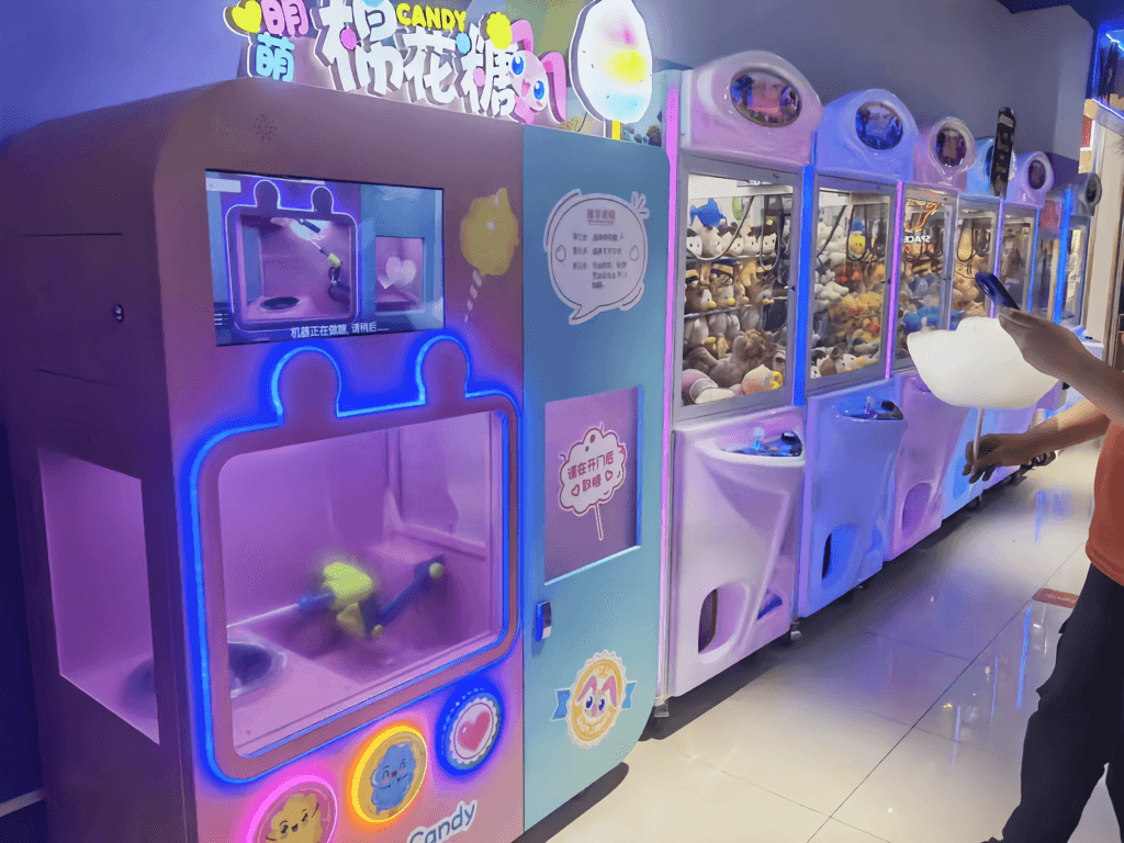 Cotton Candy Vending Machine in Limited Space